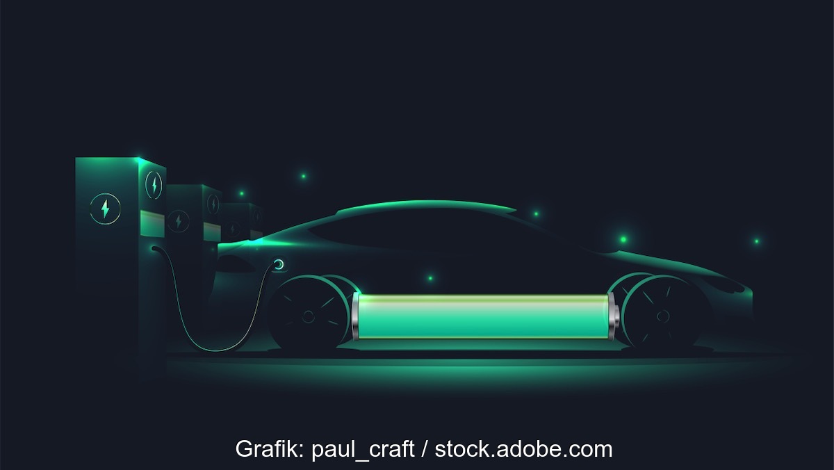 Grafik zeigt Elektro-Auto mit grüner Batterie, Symbol für Batterie-Recycling.