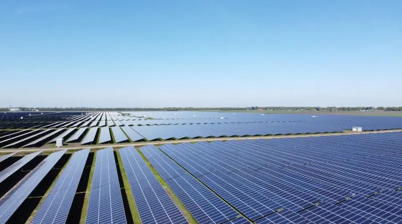 Im Bild ein Photovoltaik-Solarpark, Goldbeck Solar Investment Ukraine ist eine Joint Venture für den ukrainischen Markt.