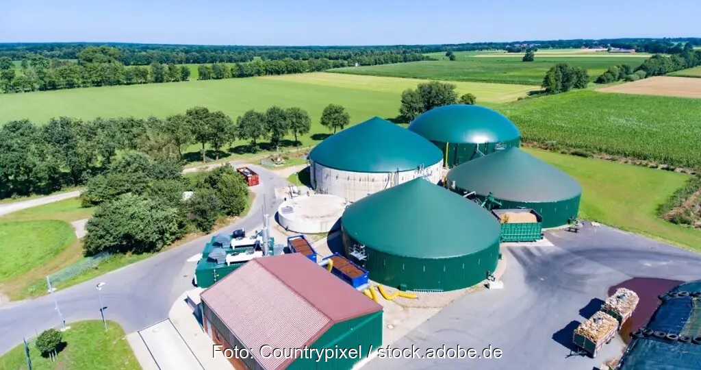 Luftbild von Biogas-Anlage, Symbol für Ausschreibungen