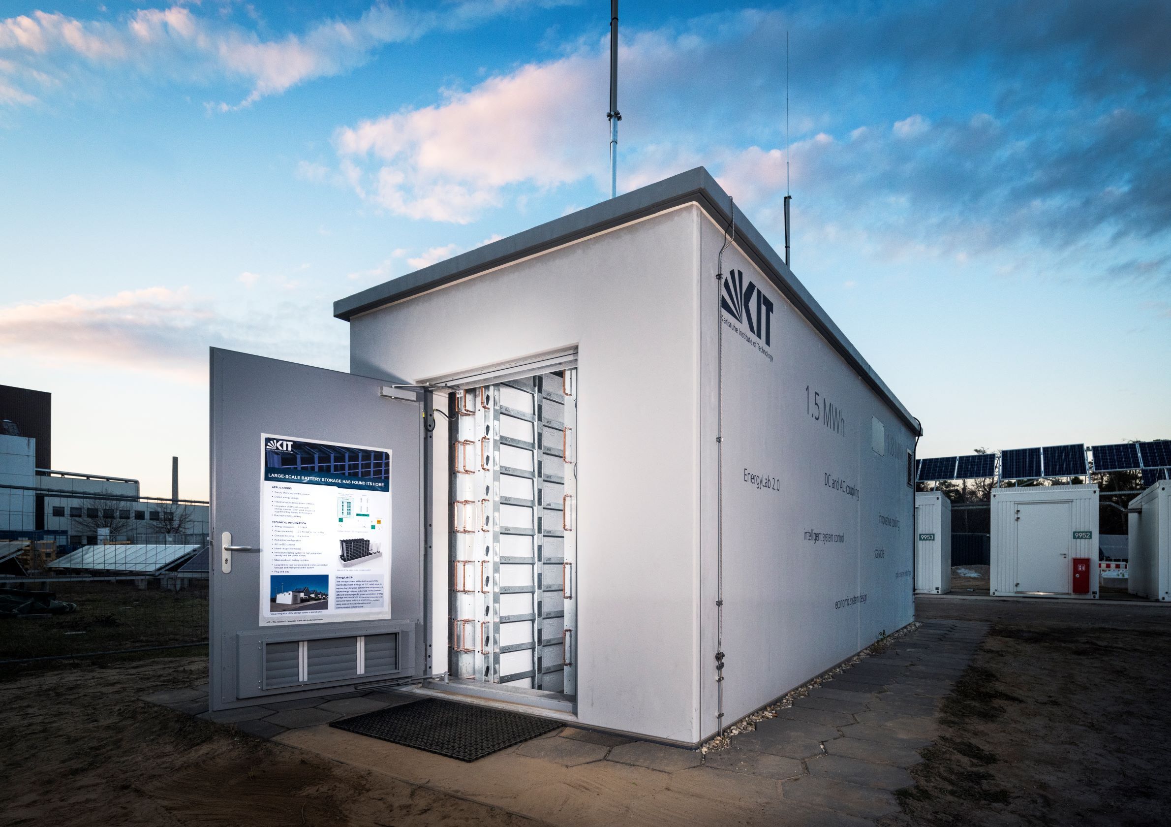 Energy storage systems. Хранилище электроэнергии Норвегии. Energy Storage Systems Germany. Хранение электроэнергии в Озерах. EOS Storage System.