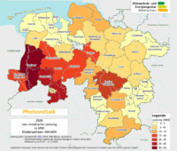 Karte des Landes Niedersachsen - vor allem im Südwesten zeigt rote Färbung der einzelnen Landkreise schnellen Photovoltaik-Ausbau